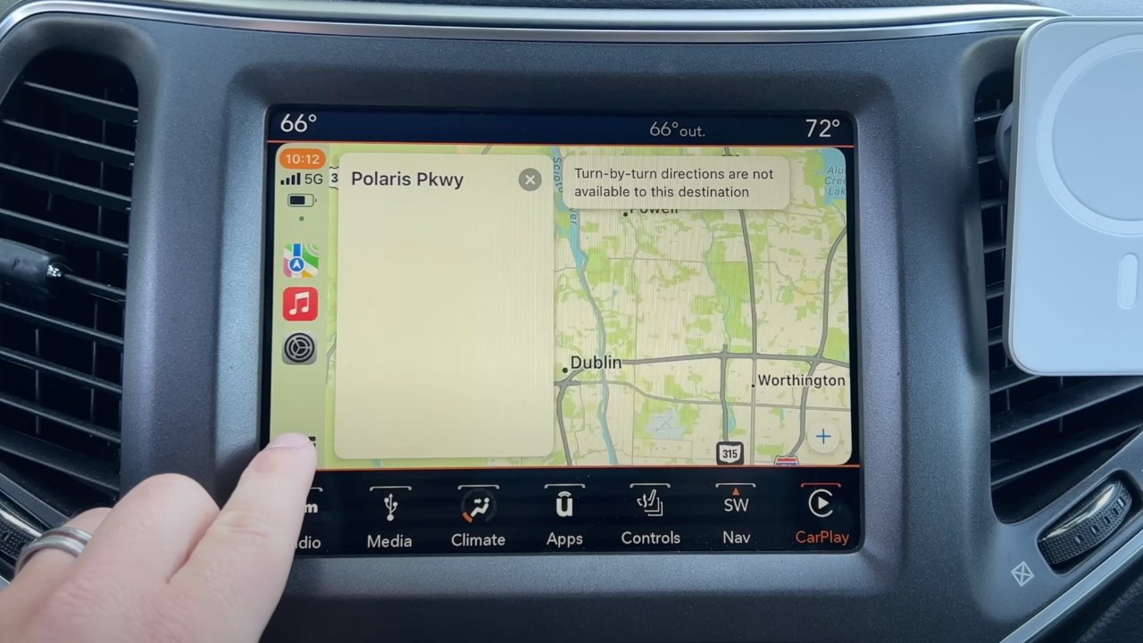 Apple CarPlay is a more private option than using OEM infotainment software