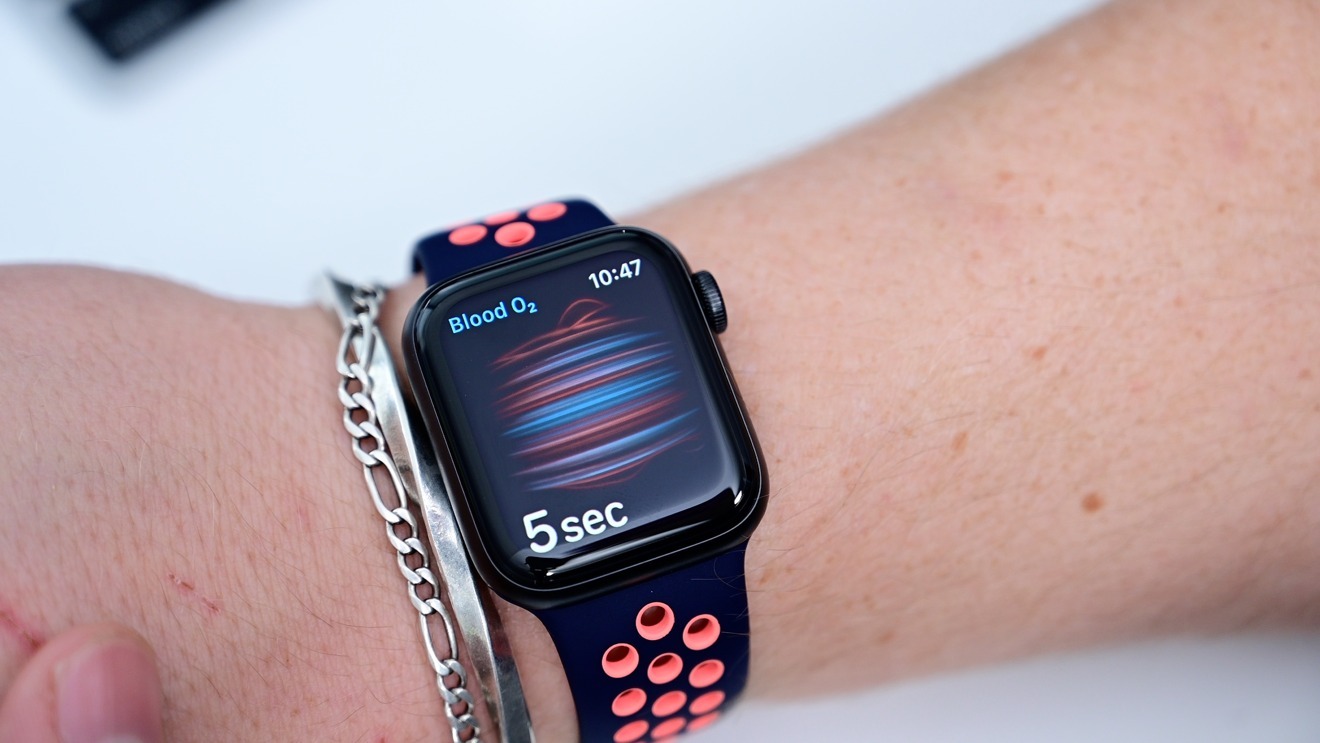 Taking a blood-oxygen reading on Apple's 2020 flagship smartwatch