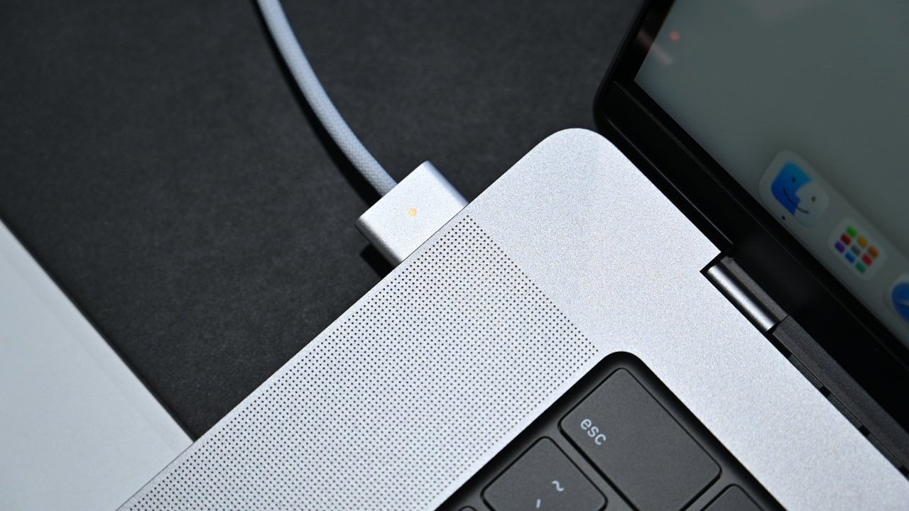 MagSafe charging has been revived for the 2021 MacBook Pros